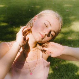 Claire Rosinkranz